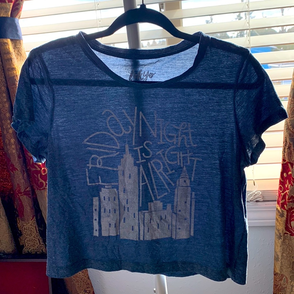 5 dollar deal. Med Friday Night crop top